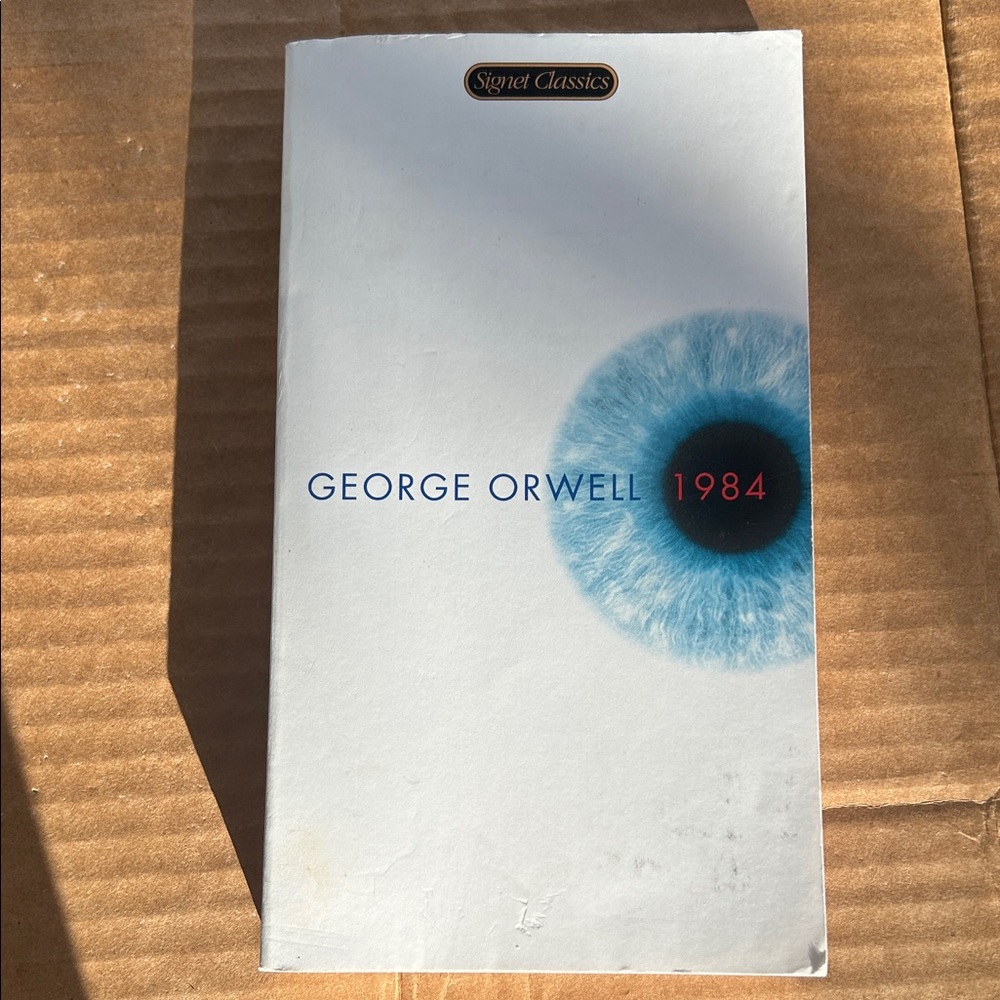 George Orwell 1984 Signet Classics Book